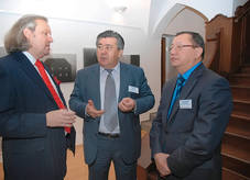 Поддерживаем тесные деловые и дружеские связи с зарубежными колегами. (Чехия 2008 год)